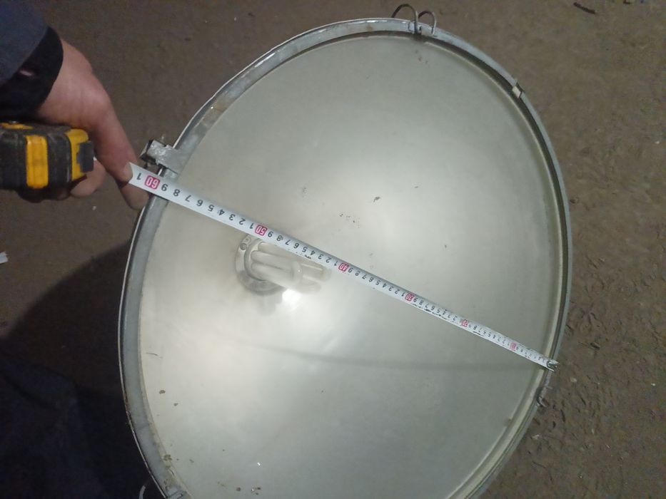 Продам светильник