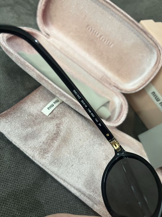 Miu Miu оригинални очила в черен цвят
