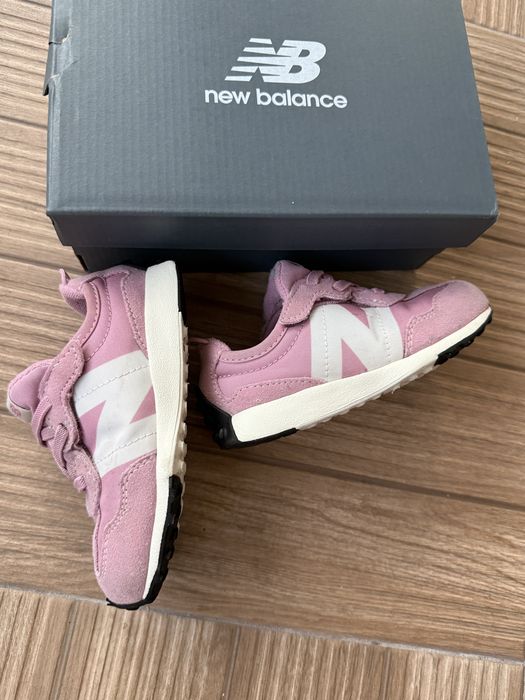 Оригинални детски маратонки New Balance 327, 25 номер