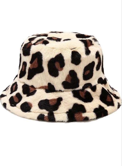 Дамска зимна шапка пух