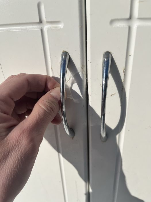 Продам тумбу с раковиной