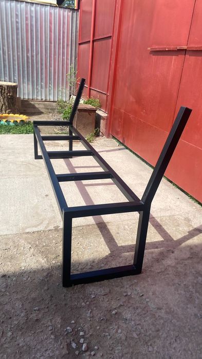 Скамейка металлическая