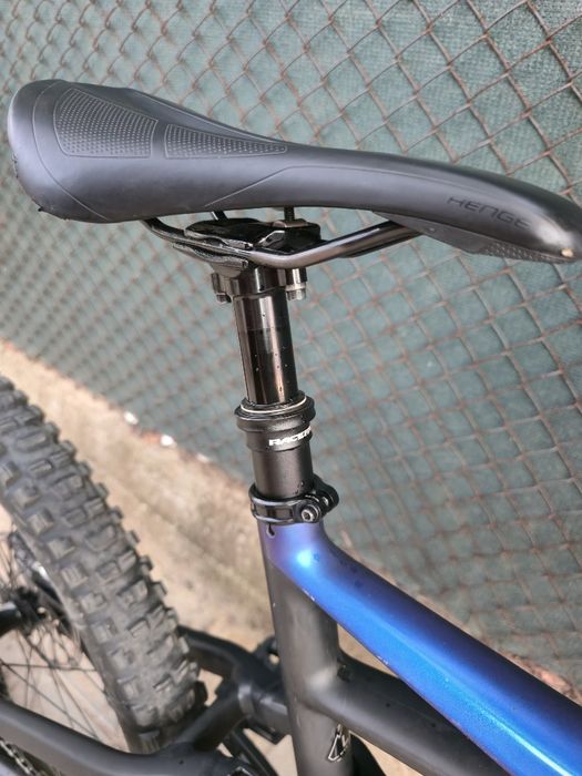 Електрически Карбонов Specialized Turbo levo 27.5+ пълно окачване