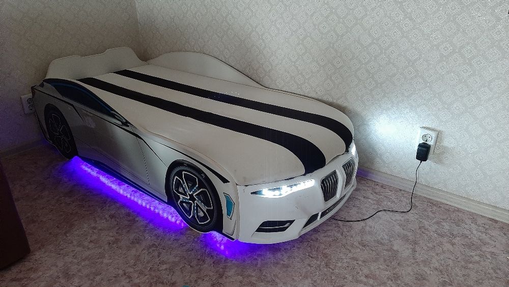 Продам кровать машину