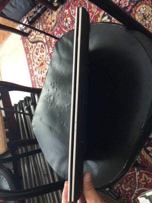 srochna Sotiladi Asus i7 notbuk