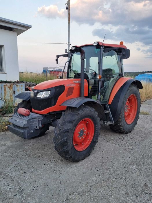 Продава Кубота трактор M9960