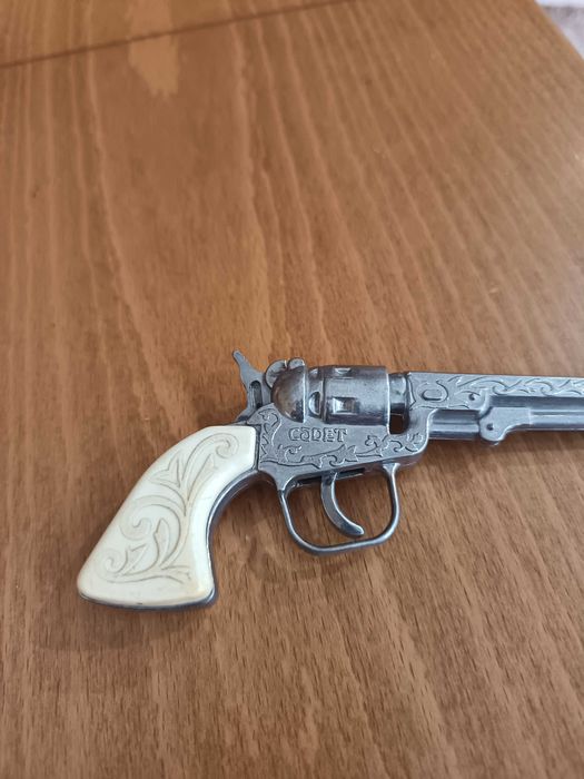 Ретро играчка винтидж пистолет   Кадет/Cadet