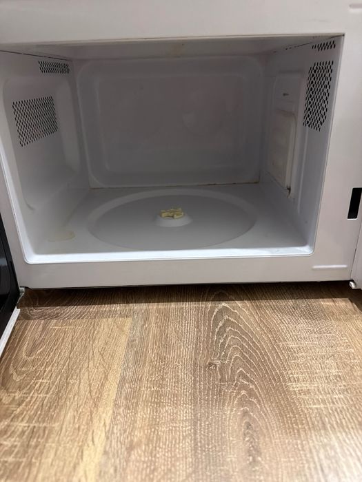 Микровалновка сломана модель DAEWOO