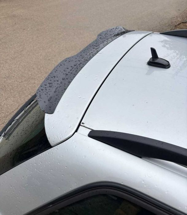 универсален батман спойлер за задна врата / добавка за задно стъкло