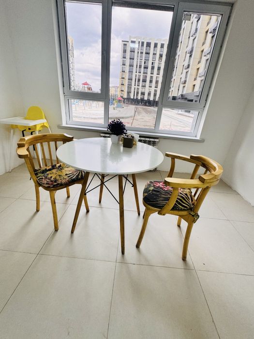 Столы и стулья для кафе и кофейни