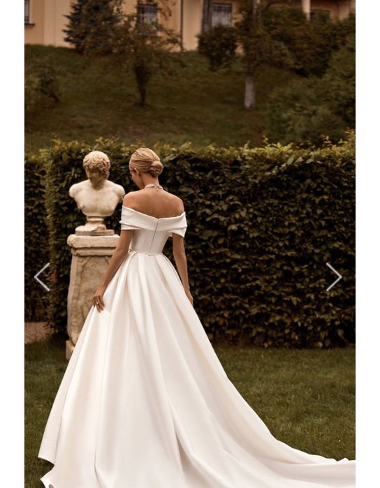 Сватбена рокля от Atelier Ivoire