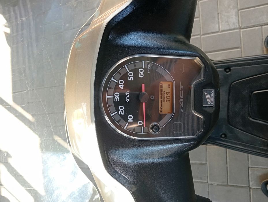 Продам мопед Honda Tact AF75