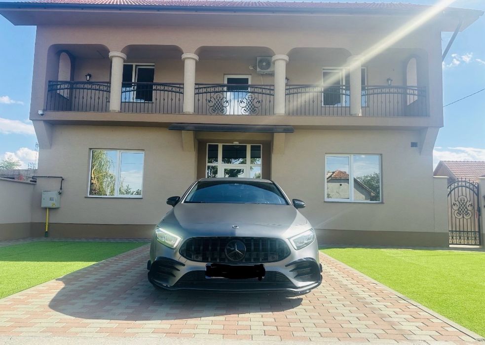 MERCEDES-BENZ A-Class