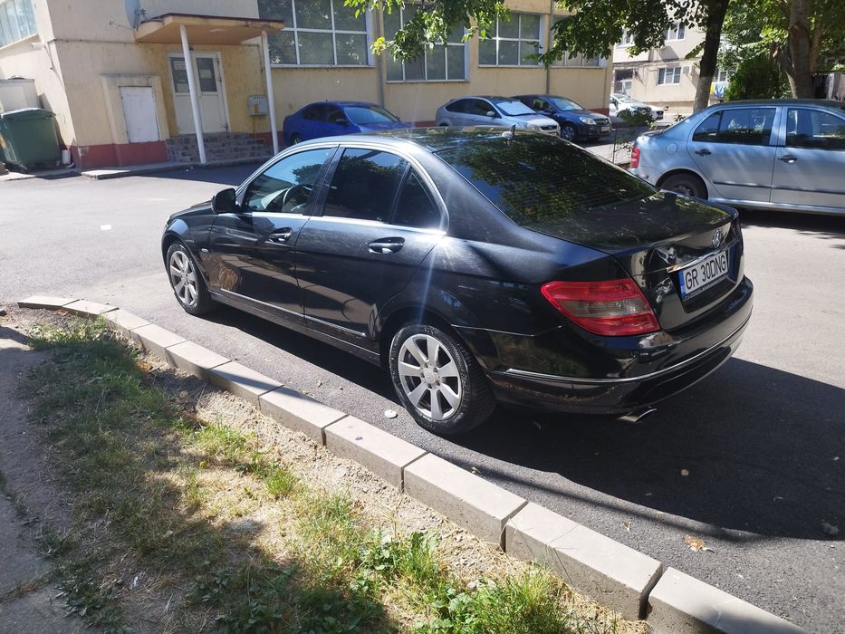 Mercedes-Benz vand