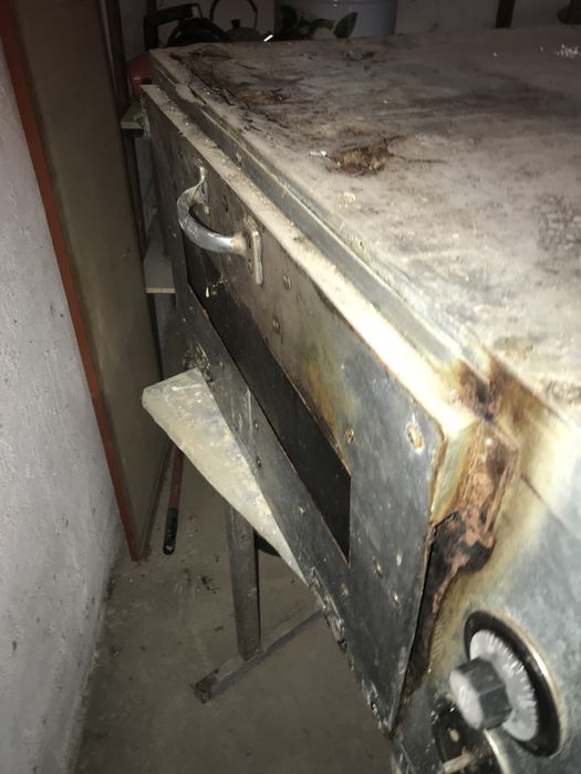 Продам духовку