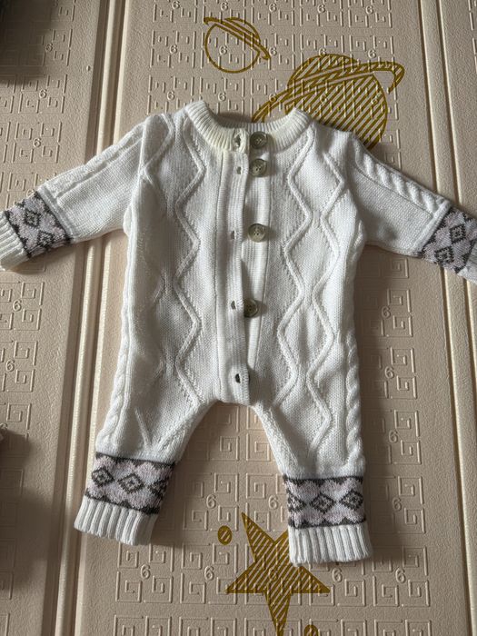 Продам детские вещи для девочки.