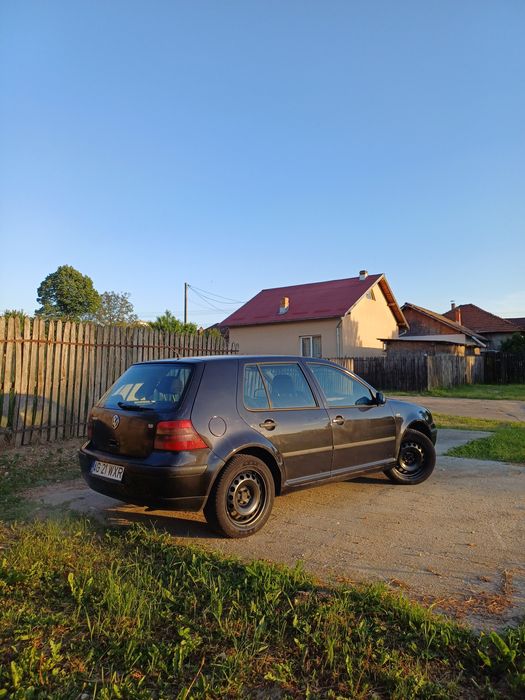 Golf 4 1,6 16 v fiscal Ac servo geamuri radio cd mp3 fără rugina