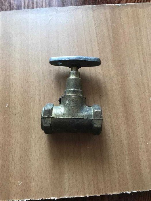 Вентиль Д 80 мм. новый в солидоле