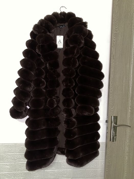 Blana maro xxl  noua