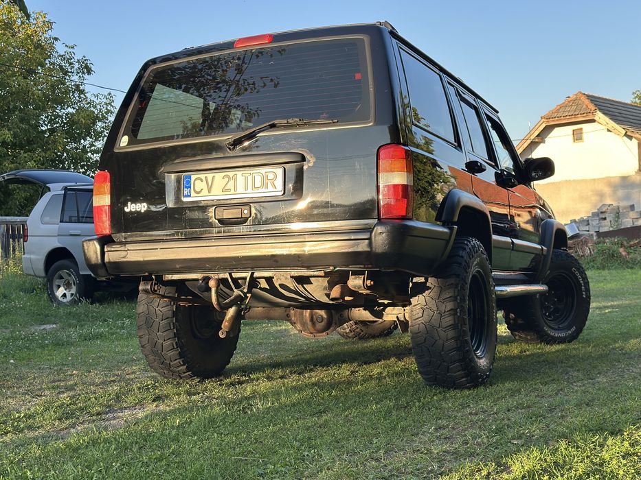 Jeep cheroke XJ 2.5 AC functional