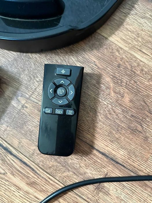 Робот мияч (робот прахосмукачка)  Medion