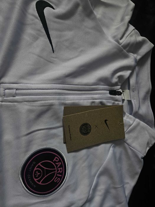 *OFERTA* Compleu PSG roz alb