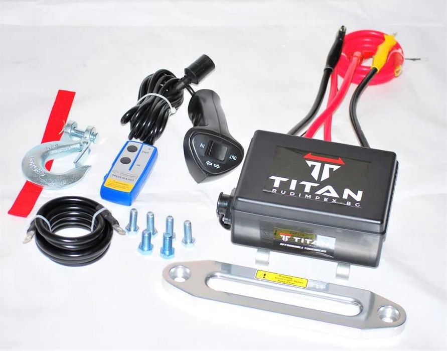 Лебедка 12000 либри, 12V, със синтетично въже, електрическа, Titan