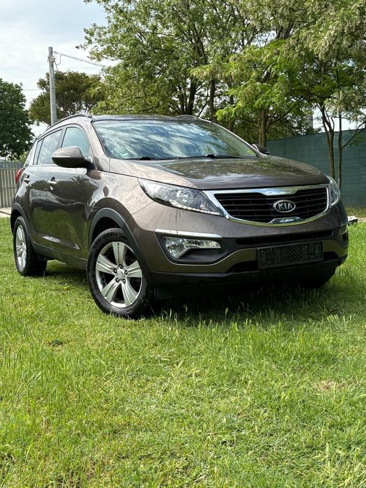 KIA Sportage 2011 — imagine 2