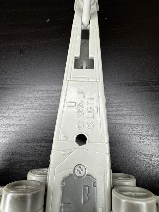 1995 Star Wars Micro Machines Action Fleet X Wing W/pilot, R2D2.