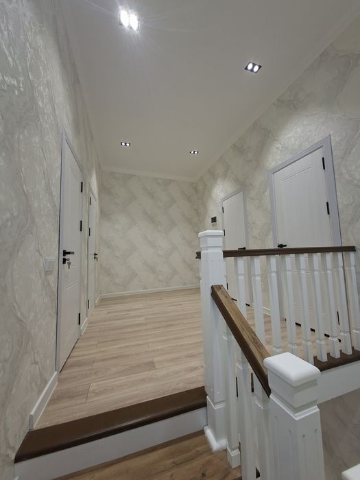 Ассалому алейкум 1 сотихлик 2 етажлик компактный евро ховли сотилади