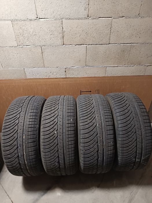 Зимни гуми   195/65/15 ; 205/55/16 ; 215/65/16 C ; 245/50/18