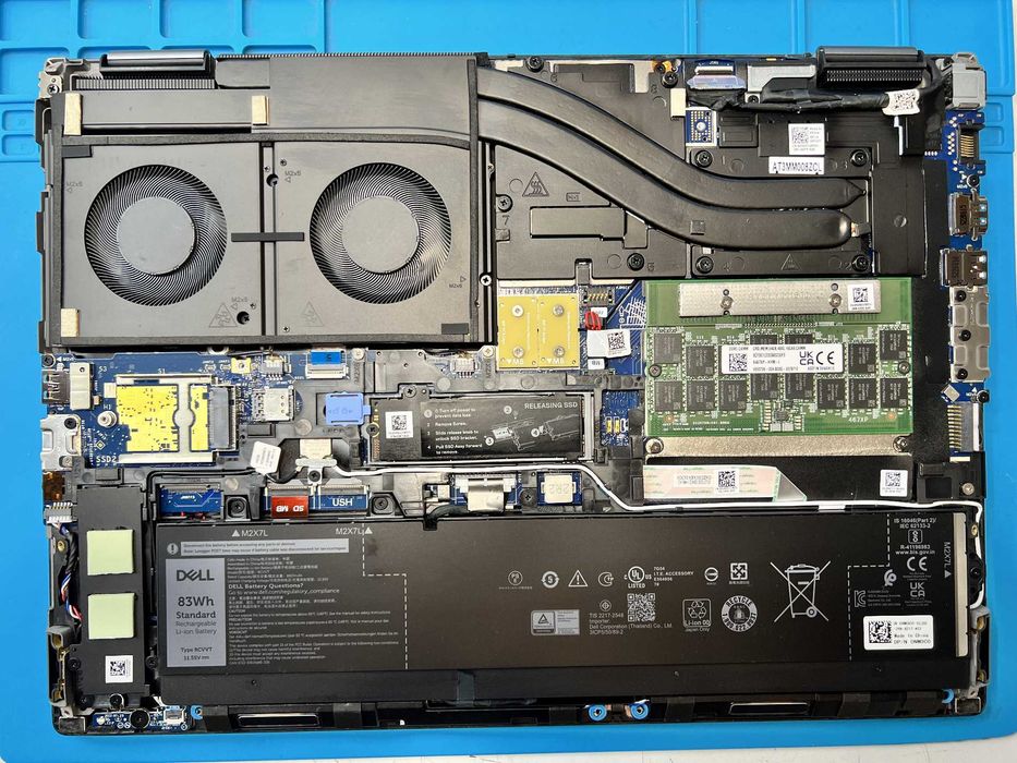 Реновиран Dell Precision 7670 16" Touch 4K i7-12850HX 64GB DDR5 1TB Nvidia RTX A2000 8GB