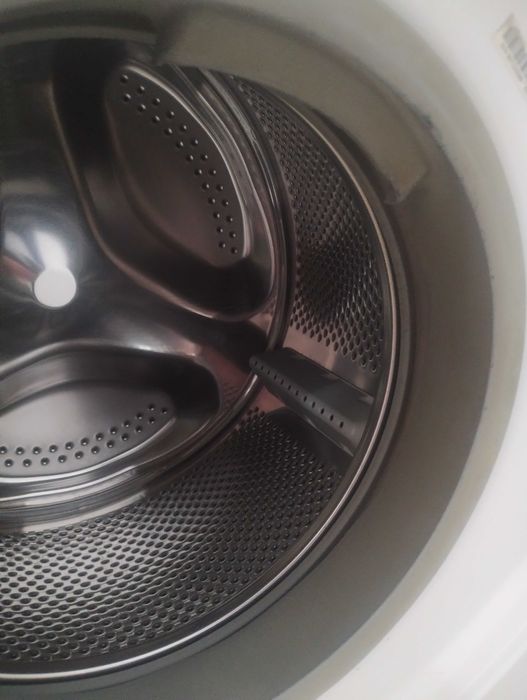 Пералня със сушилня