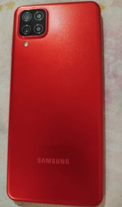 Galaxy A 12 android Samsung  sotiladi