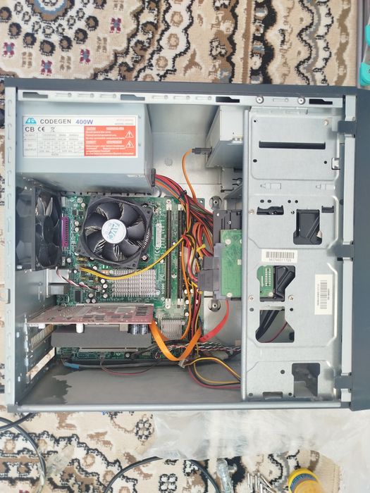 Компьютер неисправный на запчасти