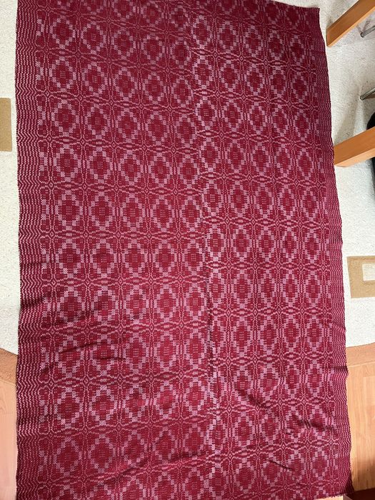 Macat din lână tesut la razboi