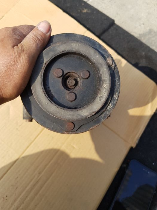 Compresor climă, pompa vacuum ford focus 3,motor 1,6tdi, EURO 5