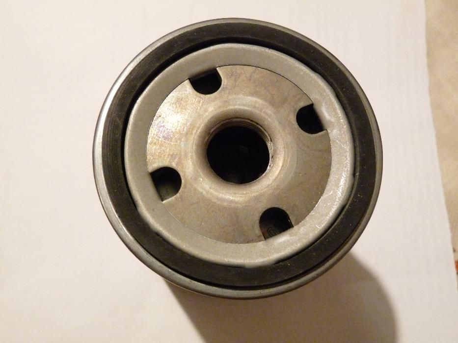 Маслен филтър за BMW и капачки за заключващ бутон