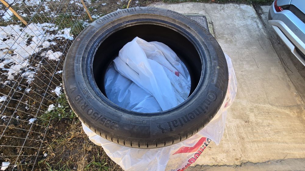 Anvelope Vara CONTINENTAL PremiumContact C, 235/50 R19 XL, SUV/EV/PHEV