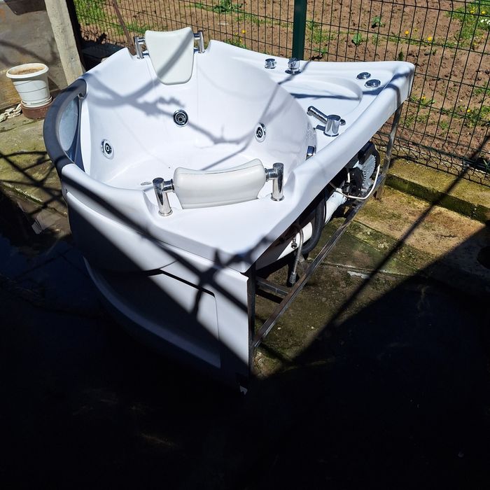 Хидромасажна вана за баня