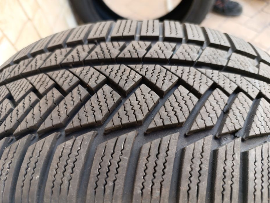 Зимни гуми Continental 225/50/17 Winter contact TS 850 БОРД