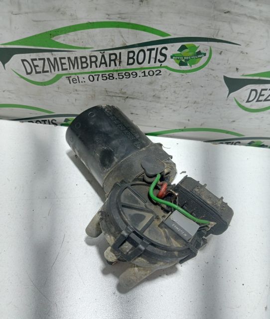 Motoras stergatoare volan pe stanga 390 241 182 Opel Astra G