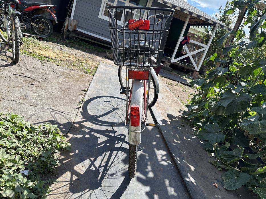 Велосипед с мотором двигателем