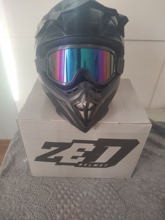 Casca motocicleta/bicicleta ZED X1.9 fara urme de utilizare