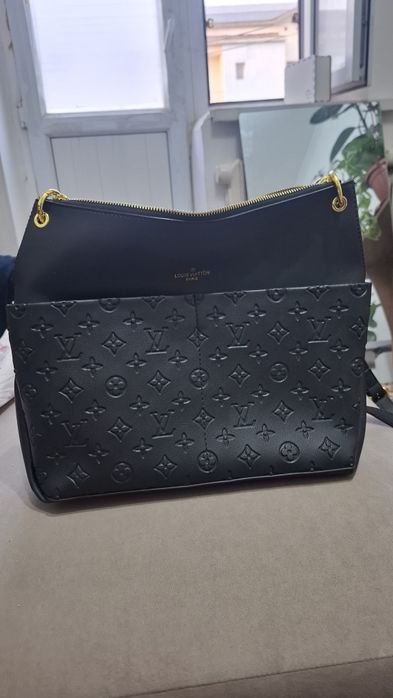 Продаётся женская сумка