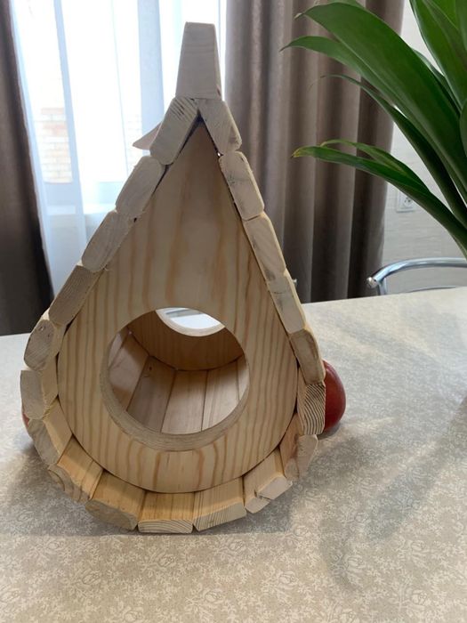 Продам кормушки для птиц