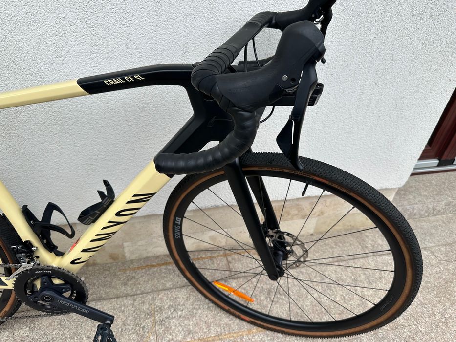 Gravel Canyon Grail CF SL 7 (2023) Mărime M – Carbon, GRX 800/600, DT Swiss – Rulată puțin, doar pe asfalt - stare excelentă.