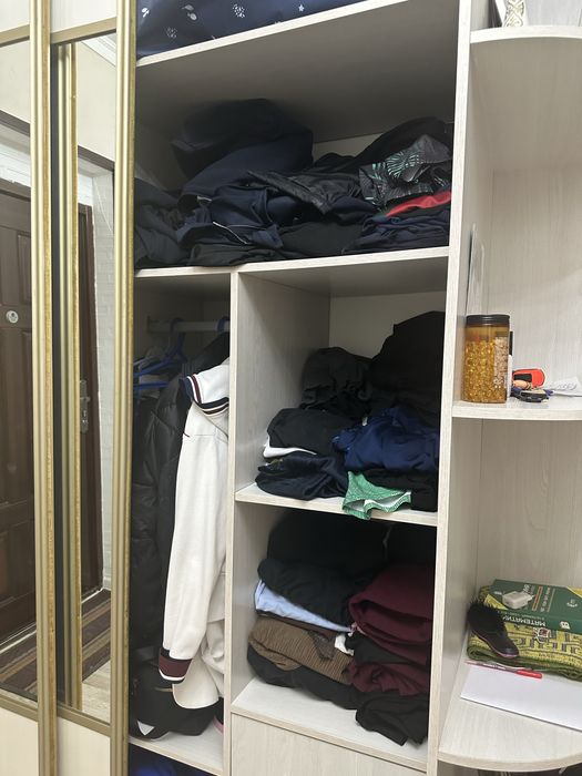 Купе шкаф, екі есікті, іші кең, үлкен