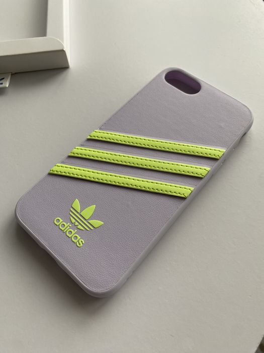 Продавам чисто нов оригинален кълъф за iphone 6/6S/7/8/SE