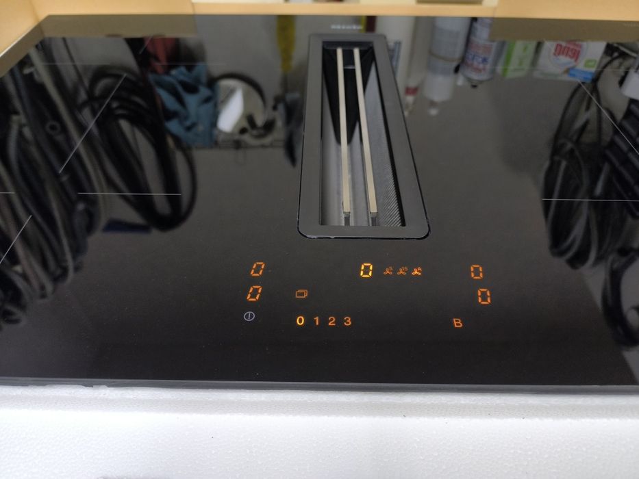 Индукционен плот Miele KMDA 7473 FL-U Silence